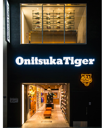 Onitsuka Tiger | Shinsaibashisuji Shopping Center Promotion Association